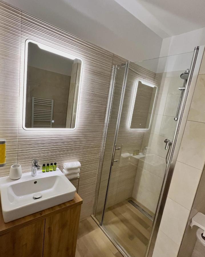 Cozy Stay Apartment Trencin Exterior photo
