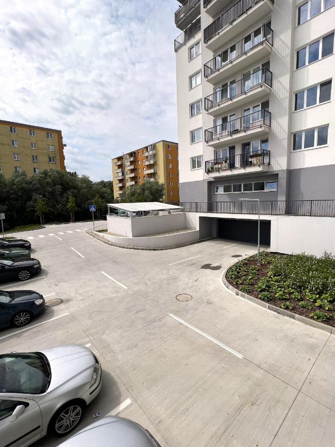 Cozy Stay Apartment Trencin Exterior photo